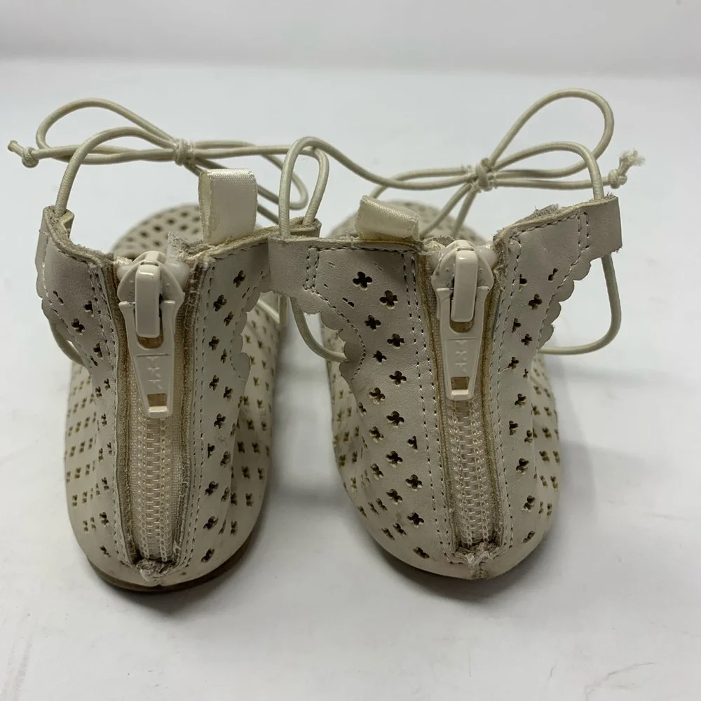 Gap perforated gladiator‎ flat sandal size 9
